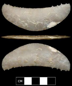 Croissants de pierre taillées utilisées comme projectiles il y a 12 000 ans en Californie
