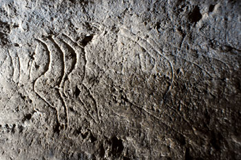 femmes stylisées FFS de la grotte de Fronsac