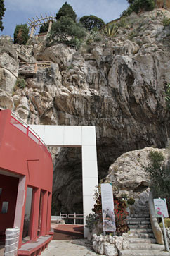 Entrée de la grotte de l'Observatoire