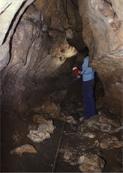 Galeries de la grotte de Commarque