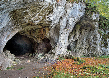 La grotte de Hohlenstein- Sadel