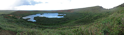 Cratère Volcan Rano Raraku 