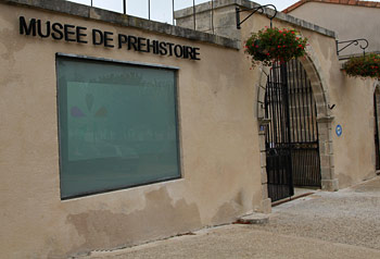 Musée de Lussac les chateaux - vue extérieure