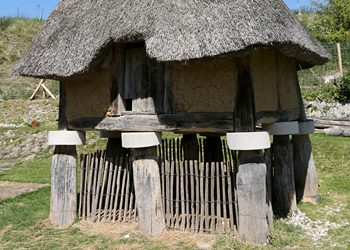 Silo pour conserver hors de portée des animaux