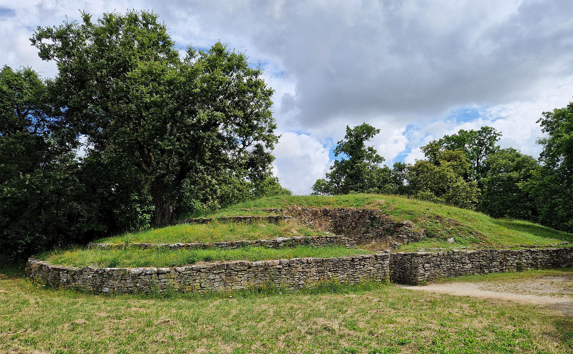 Les tumulus de Bougon